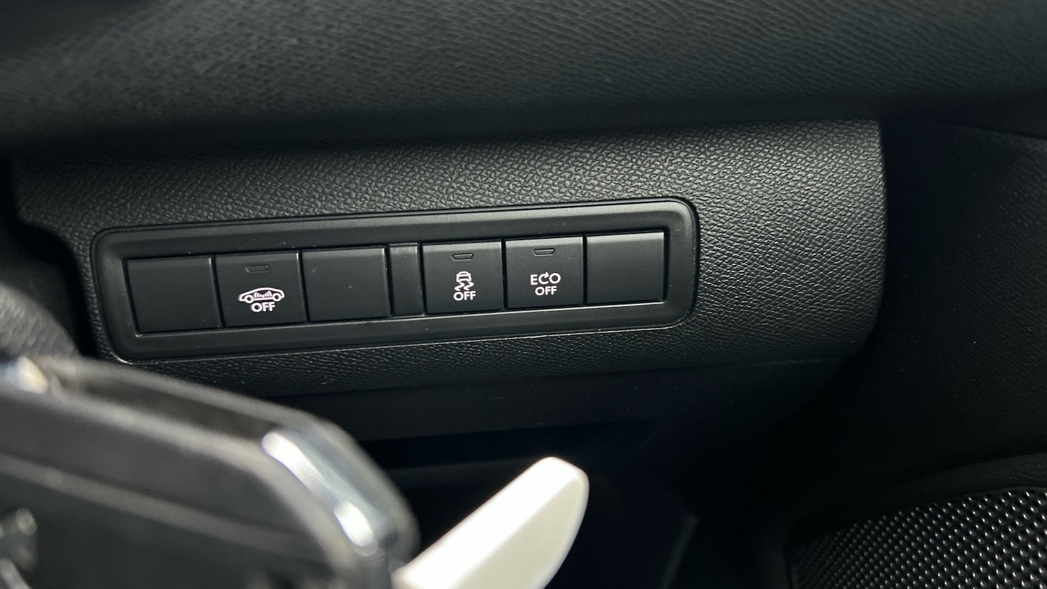 Used Peugeot 308 2015 for sale - 77069189: Photo 33