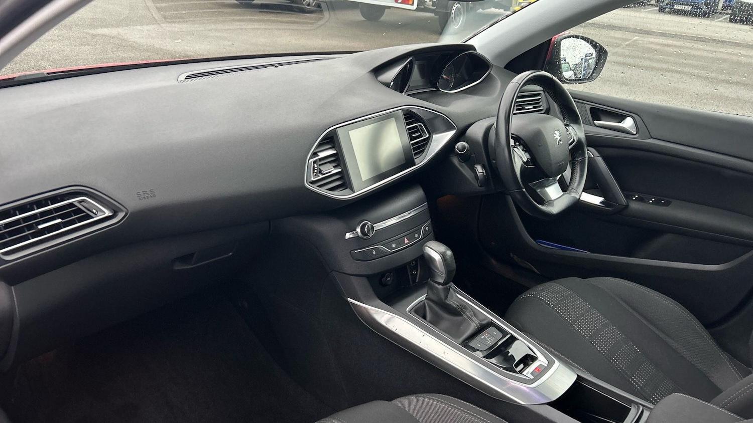 Used Peugeot 308 2015 for sale - 77069189: Photo 9