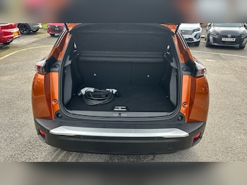 Used Peugeot 2008 2022 for sale - 77606328: Photo