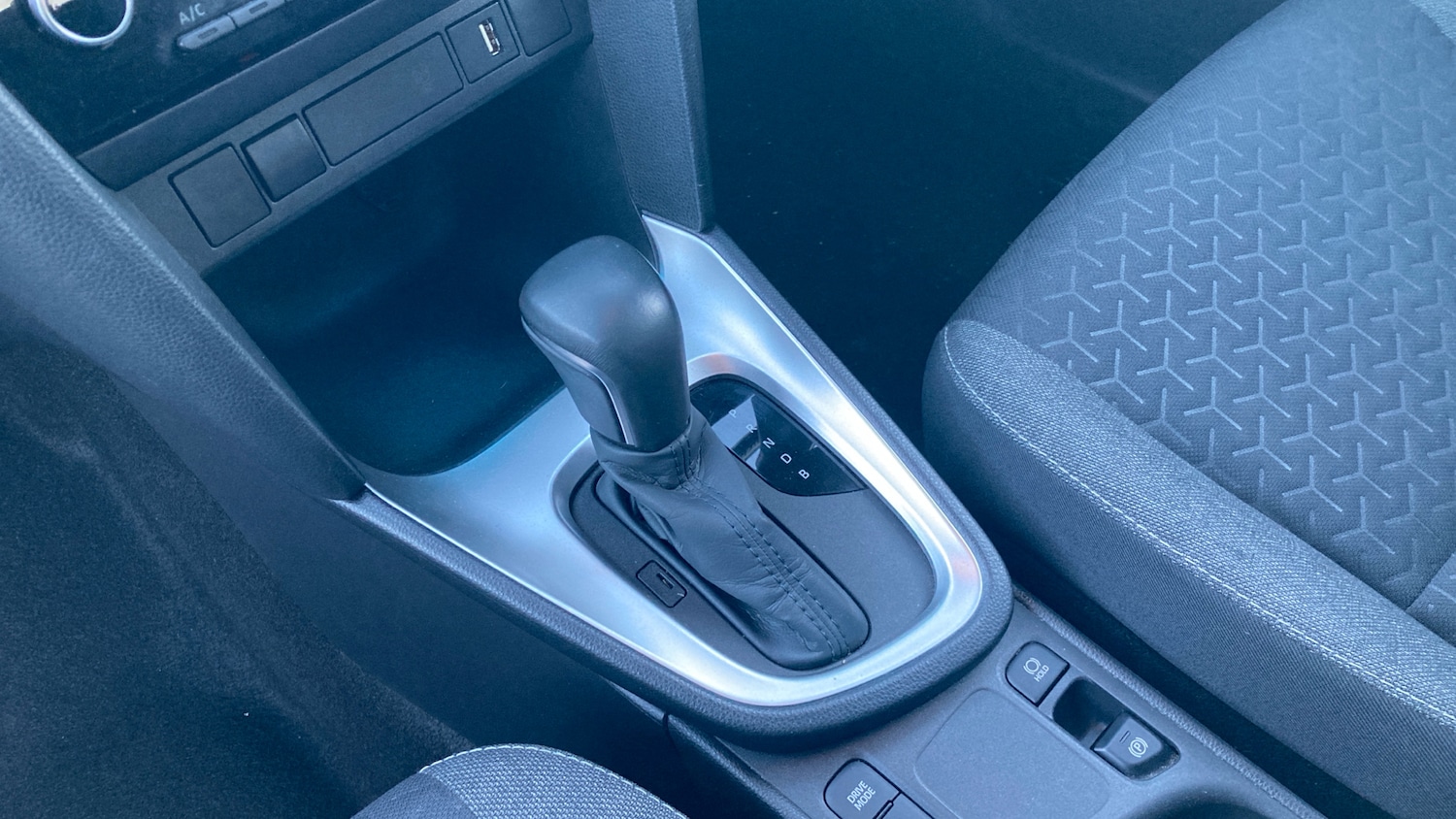 Used Toyota Yaris Cross 2022 for sale - 76693235: Photo 13