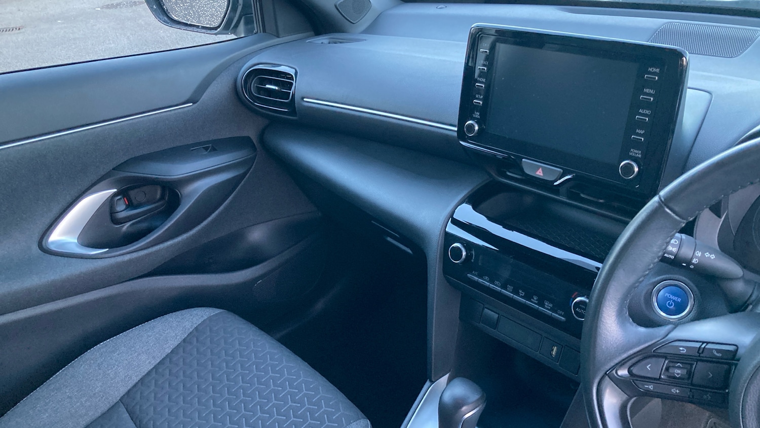 Used Toyota Yaris Cross 2022 for sale - 76693235: Photo 14