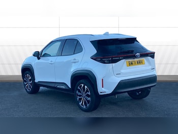 Used Toyota Yaris Cross 2022 for sale - 76693235: Photo