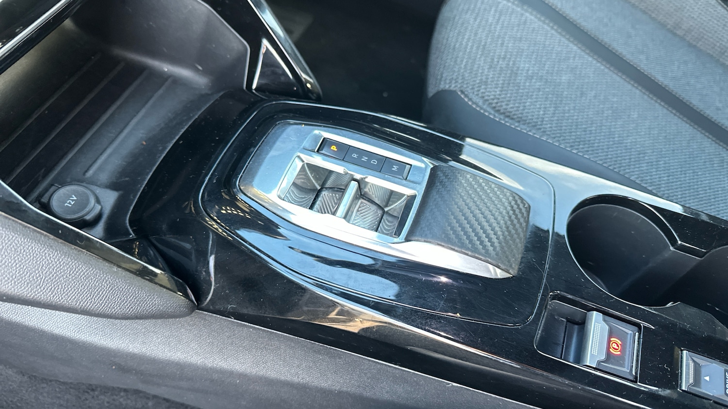 Used Peugeot 2008 2023 for sale - 77650194: Photo 13