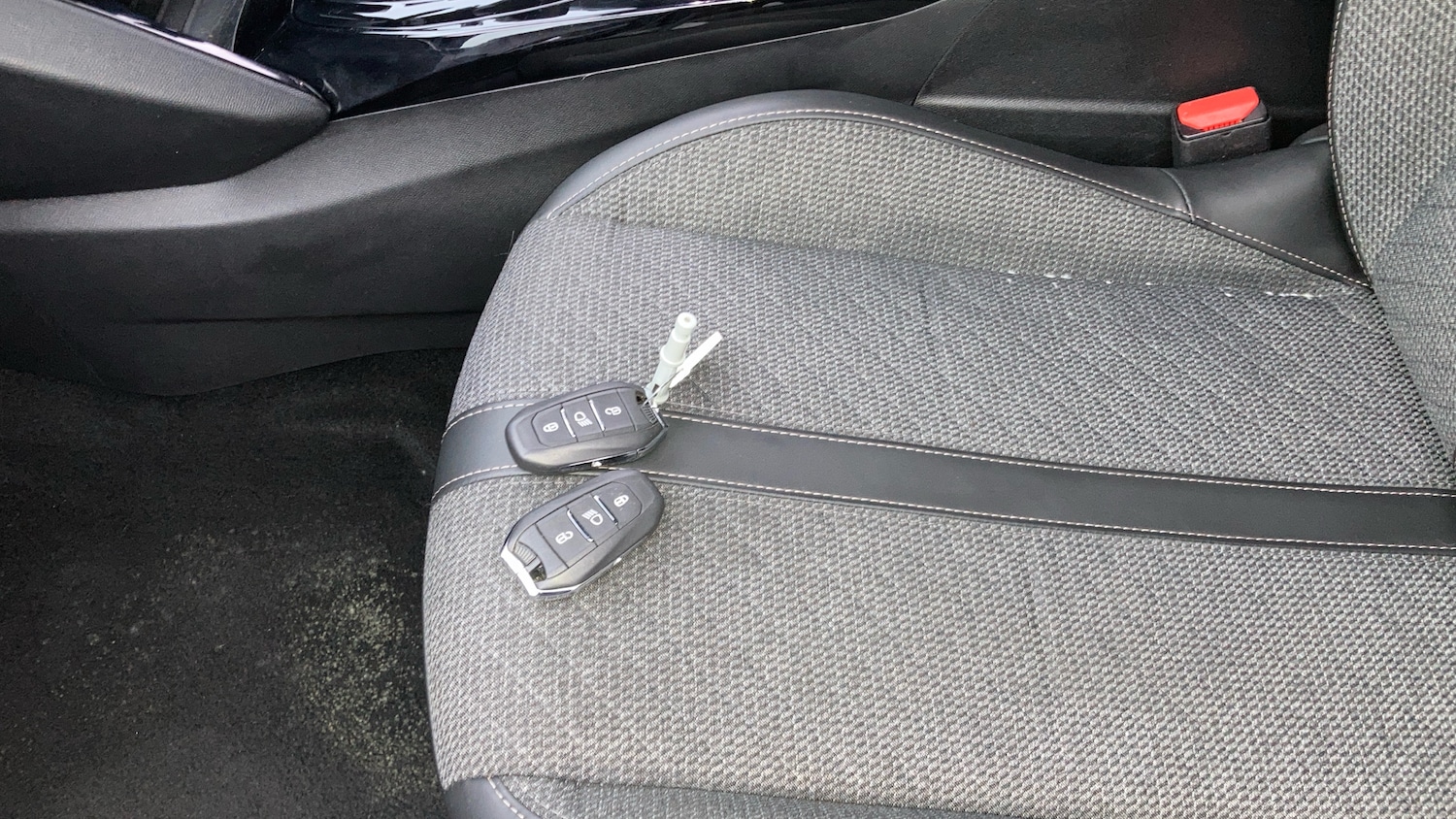 Used Peugeot 2008 2023 for sale - 77650194: Photo 19