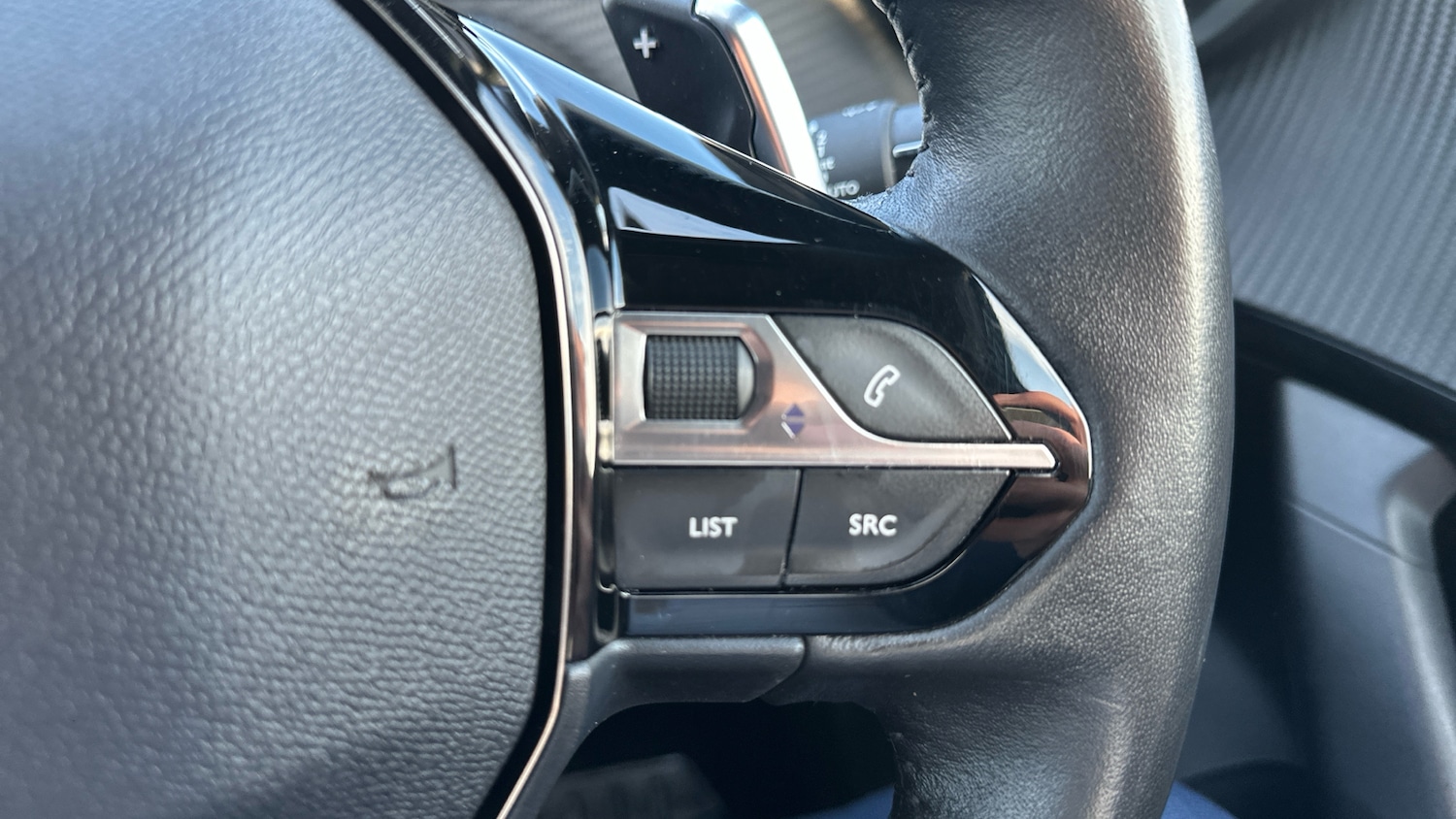 Used Peugeot 2008 2023 for sale - 77650194: Photo 30