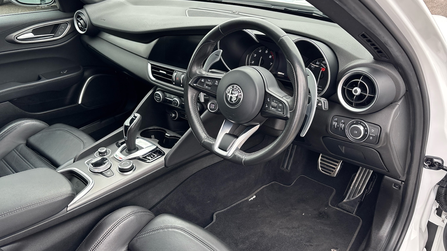 Used Alfa Romeo Giulia 2021 for sale - 77377937: Photo 11