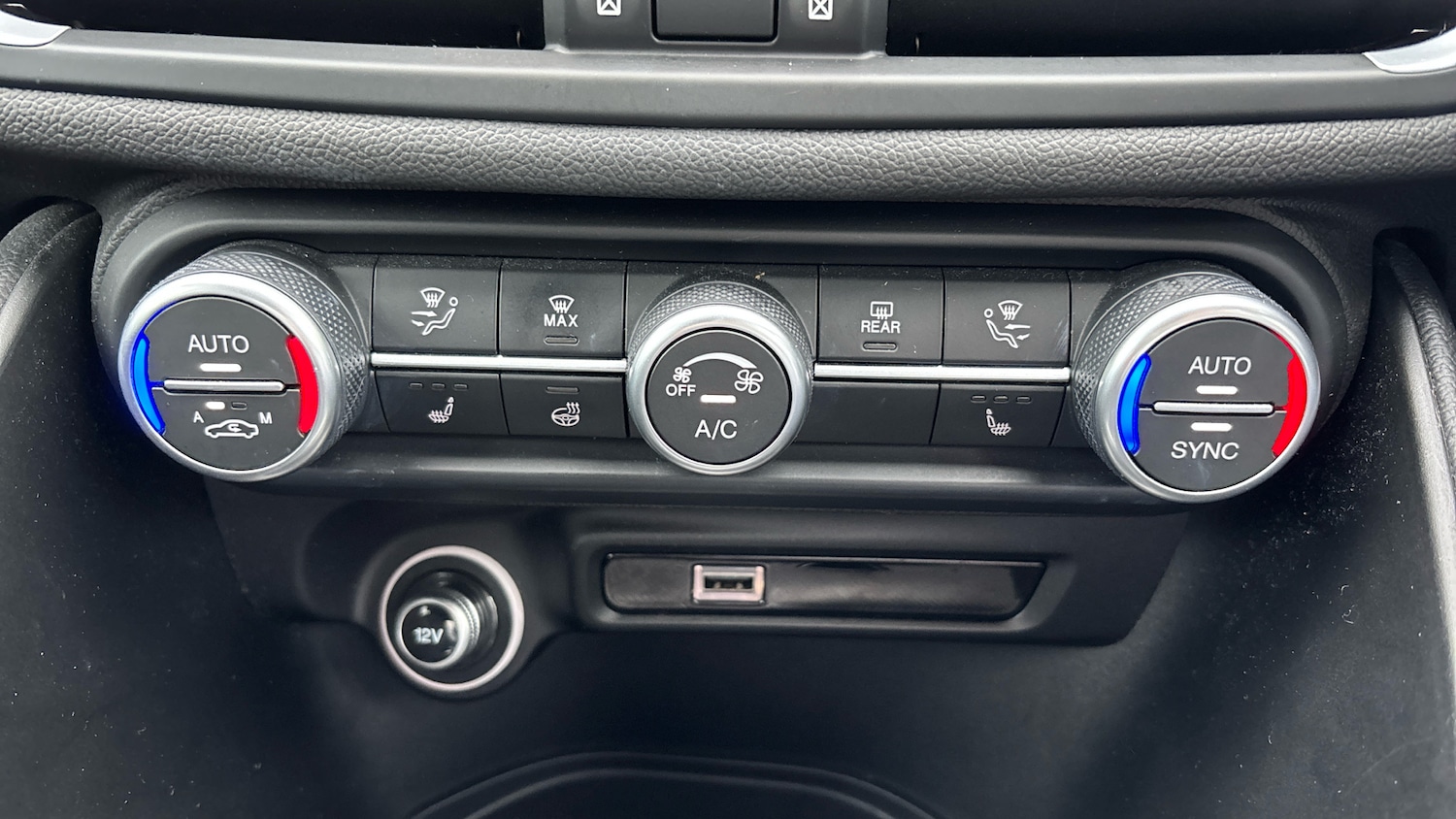 Used Alfa Romeo Giulia 2021 for sale - 77377937: Photo 38