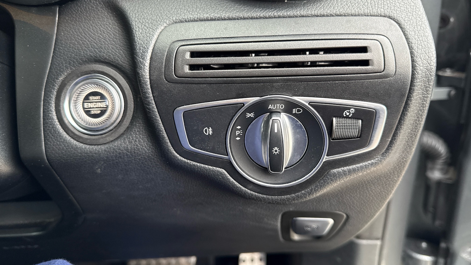 Used Mercedes-Benz GLC 2019 for sale - 77712931: Photo 33