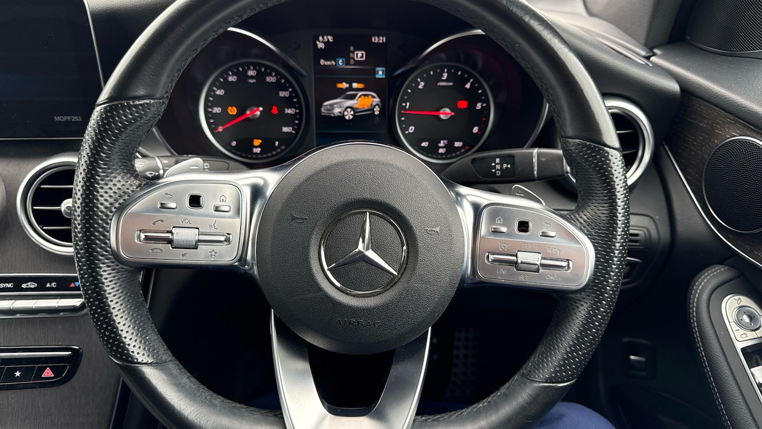 Used Mercedes-Benz GLC 2019 for sale - 77712931: Photo 36