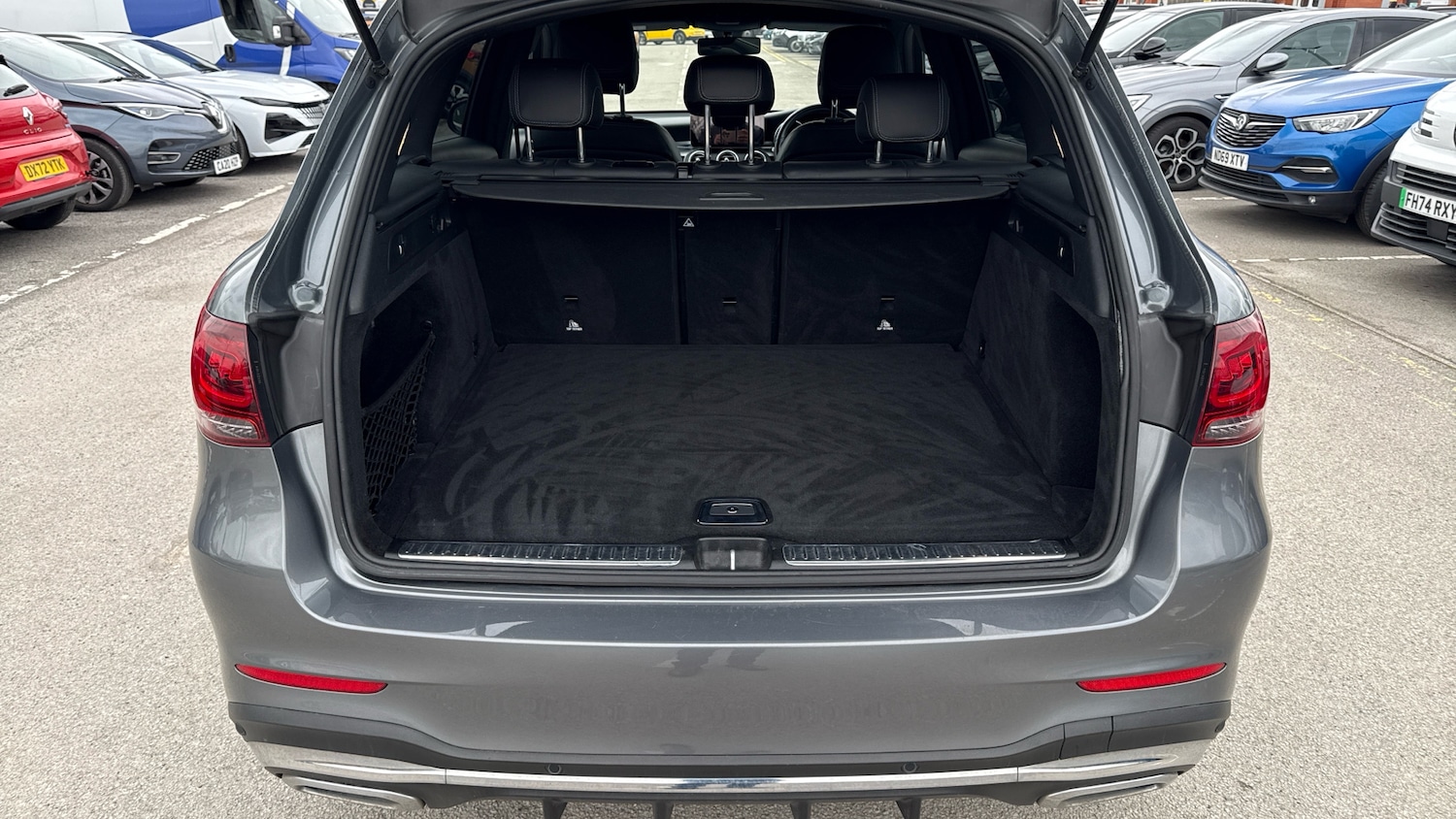 Used Mercedes-Benz GLC 2019 for sale - 77712931: Photo 4