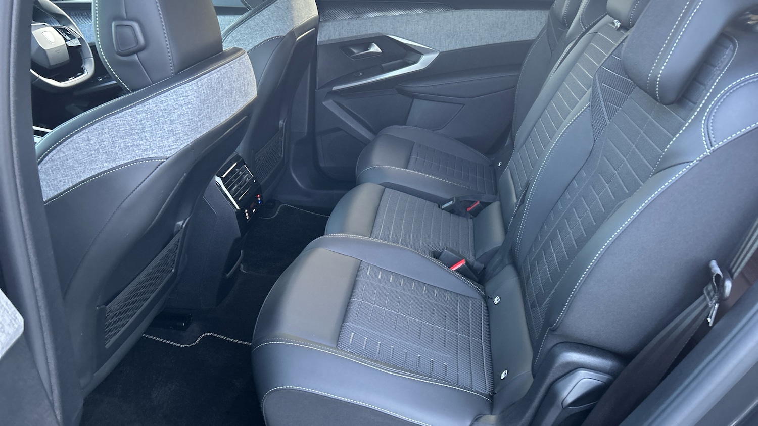 Used Peugeot 5008 2025 for sale - 76971825: Photo 16