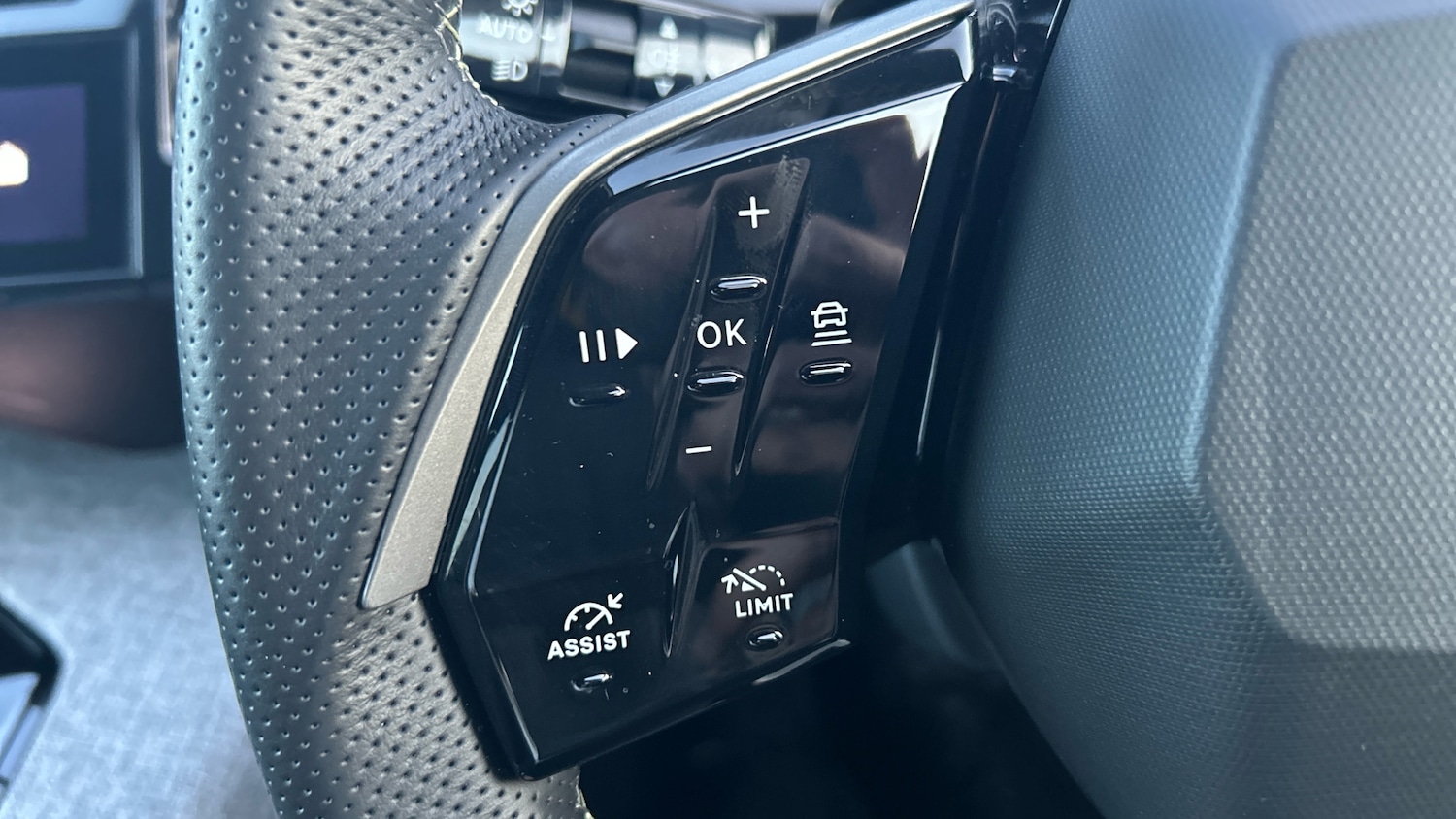 Used Peugeot 5008 2025 for sale - 76971825: Photo 25