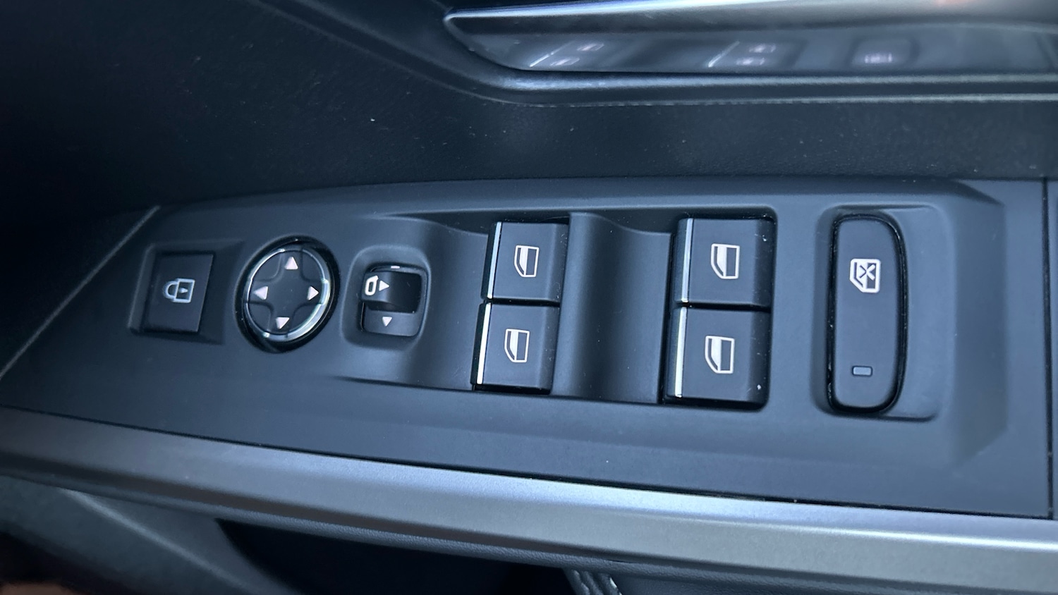 Used Peugeot 5008 2025 for sale - 76971825: Photo 31