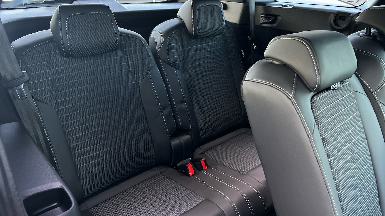 Used Peugeot 5008 2025 for sale - 76971825: Photo 37