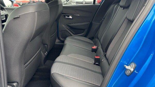Used Peugeot 208 2022 for sale - 76102772: Photo 16