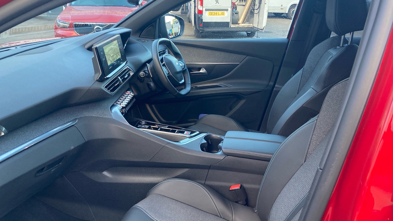 Used Peugeot 3008 2024 for sale - 76684731: Photo 31