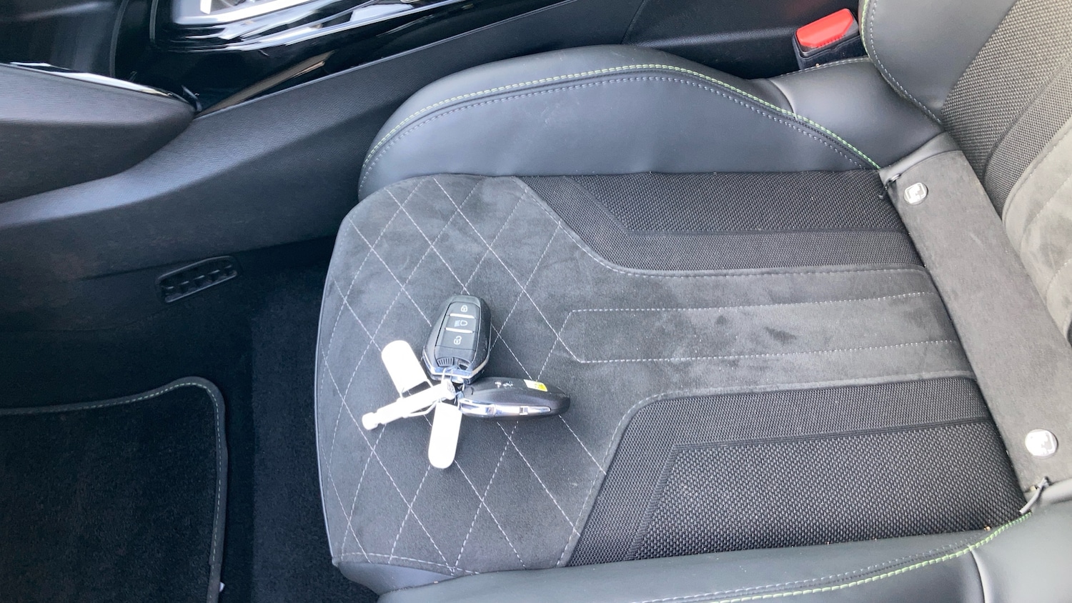 Used Peugeot 208 2023 for sale - 77662460: Photo 19