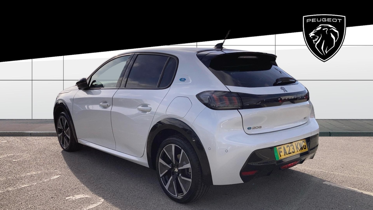 Used Peugeot 208 2023 for sale - 77662460: Photo 2