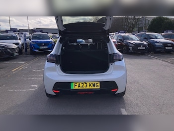 Used Peugeot 208 2023 for sale - 77662460: Photo