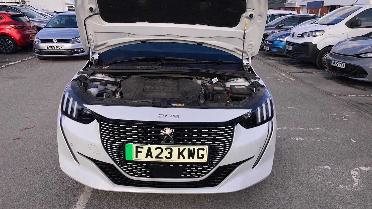Used Peugeot 208 2023 for sale - 77662460: Photo 8