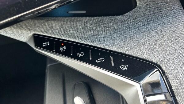 Used Peugeot 3008 2025 for sale - 76117338: Photo 28