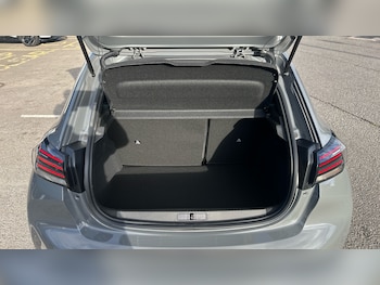 Used Peugeot 208 2025 for sale - 76265944: Photo 4