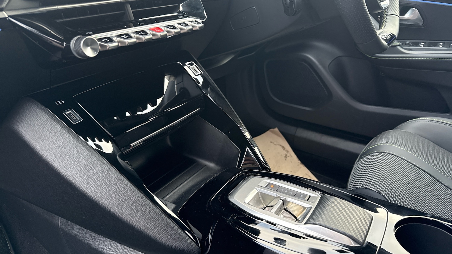 Used Peugeot 2008 2025 for sale - 77061501: Photo 13