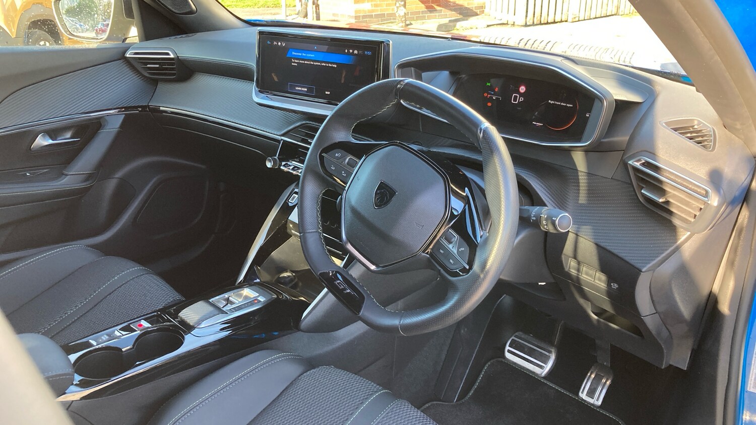 Used Peugeot 2008 2024 for sale - 76627783: Photo 11