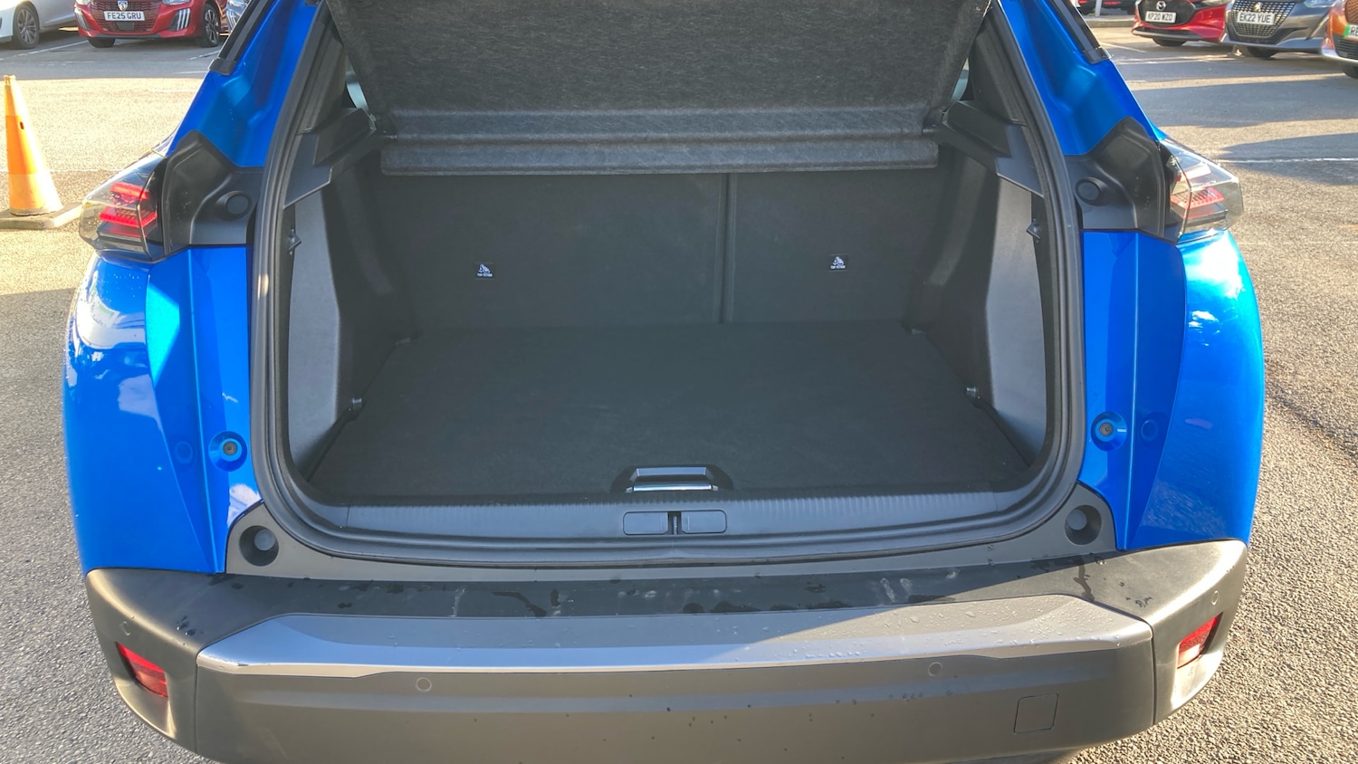 Used Peugeot 2008 2024 for sale - 76627783: Photo 4