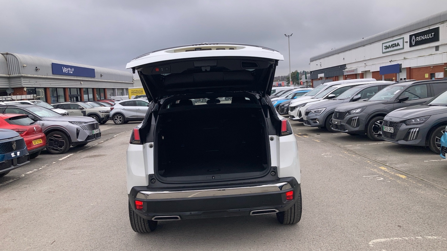 Used Peugeot 3008 2020 for sale - 77917670: Photo 4