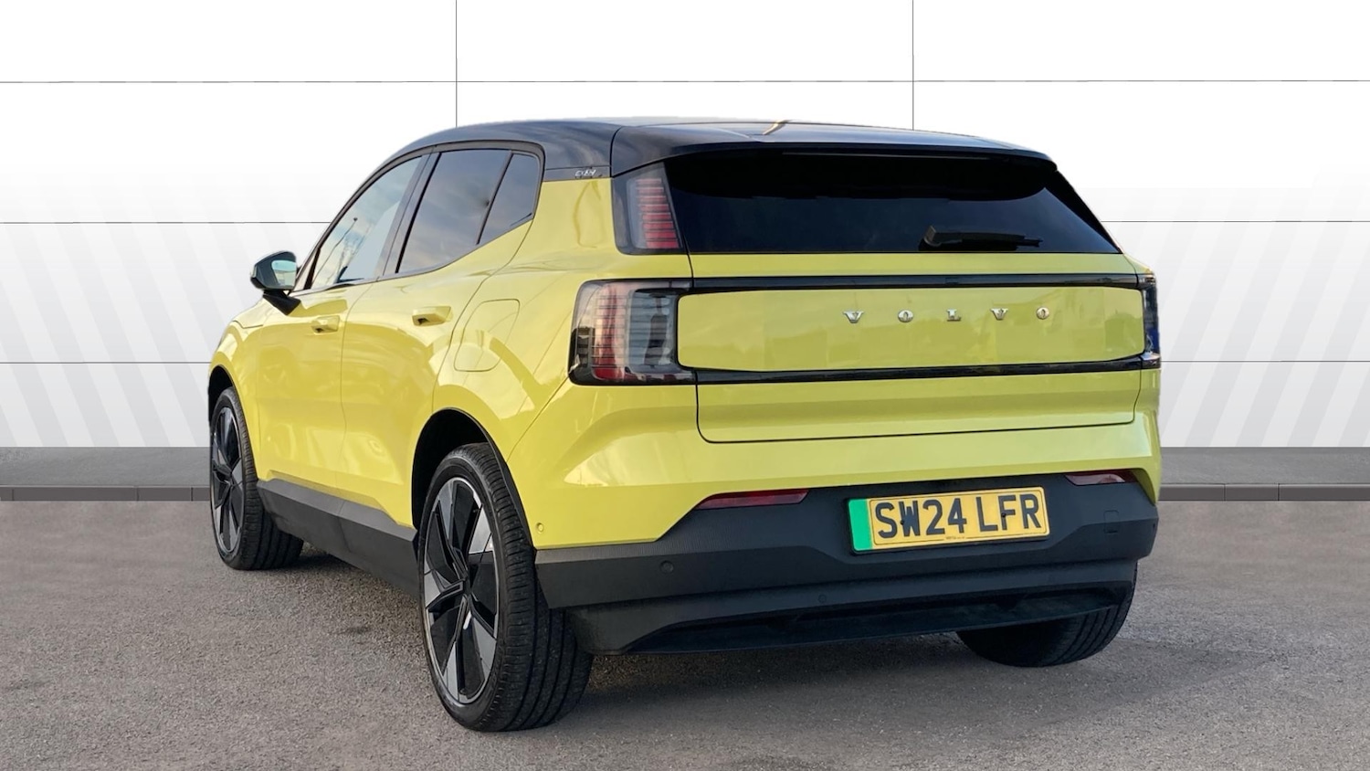 Used Volvo EX30 2024 for sale - 76627844: Photo 2