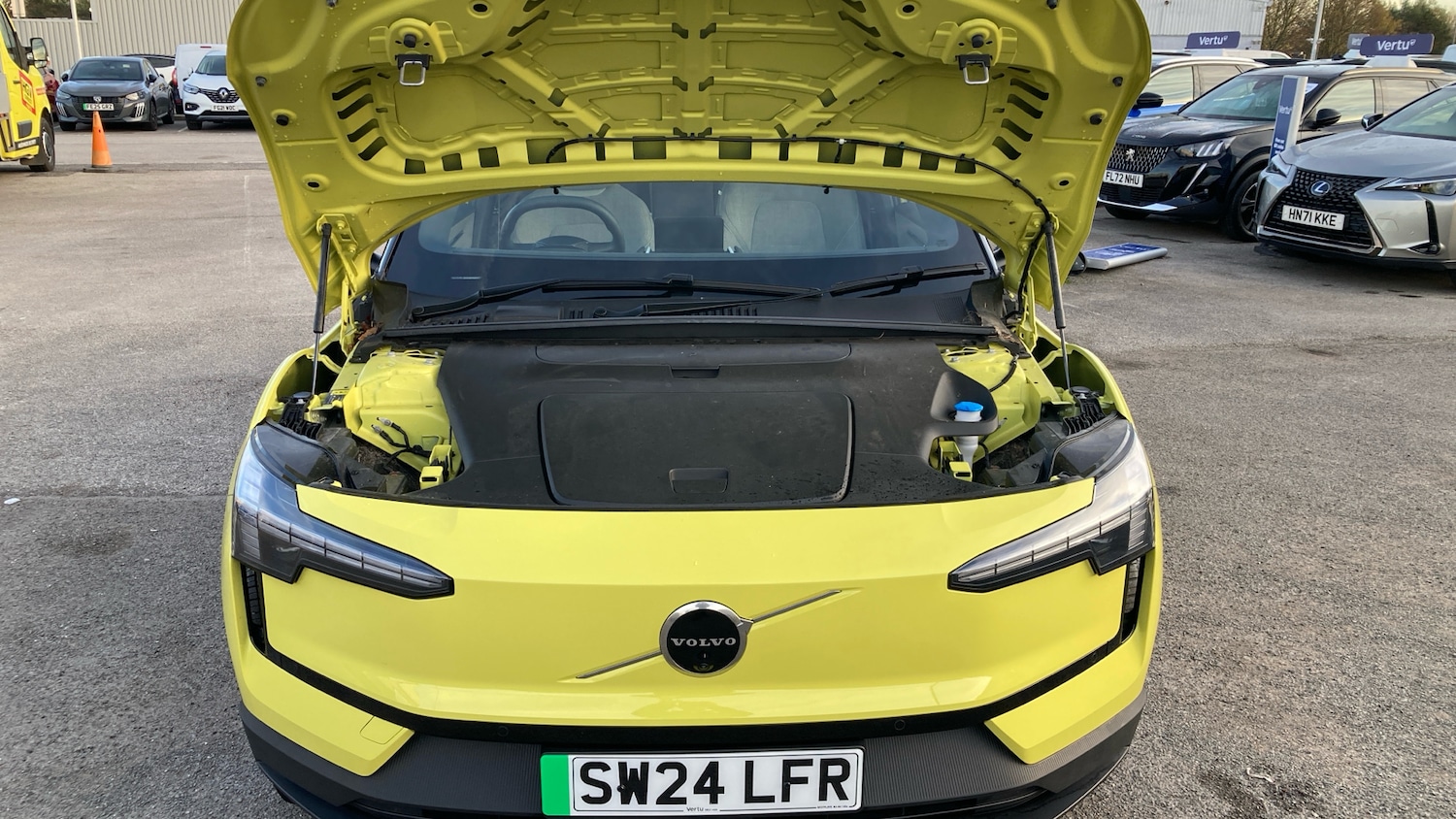 Used Volvo EX30 2024 for sale - 76627844: Photo 8