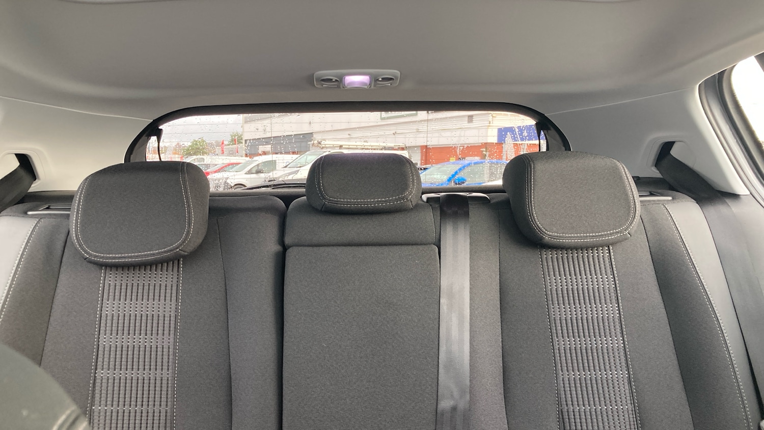 Used Peugeot 308 2019 for sale - 76507302: Photo 15