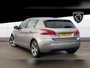 Used Peugeot 308 2019 for sale - 76507302: Photo