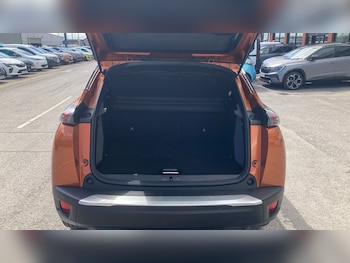 Used Peugeot 2008 2023 for sale - 79369093: Photo