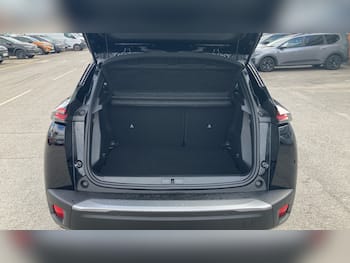 Used Peugeot 2008 2025 for sale - 79772030: Photo