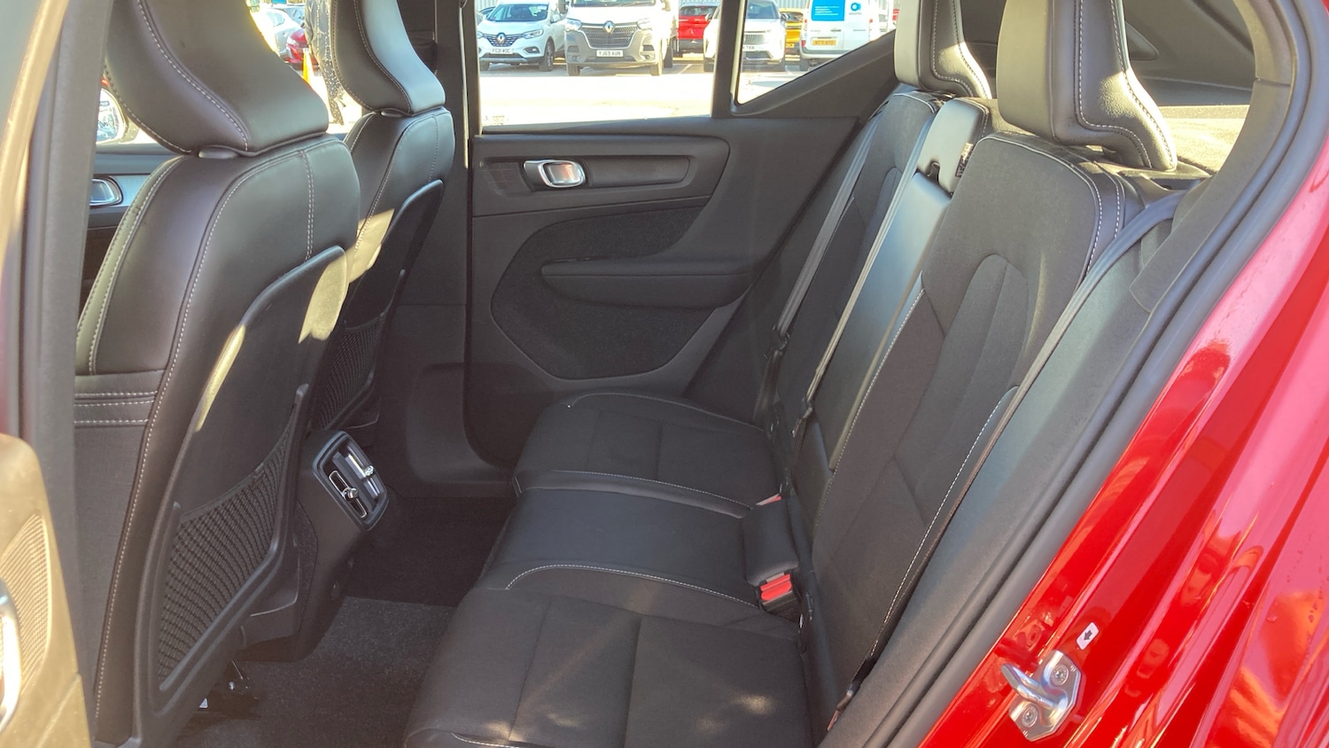 Used Volvo XC40 2018 for sale - 76694129: Photo 16