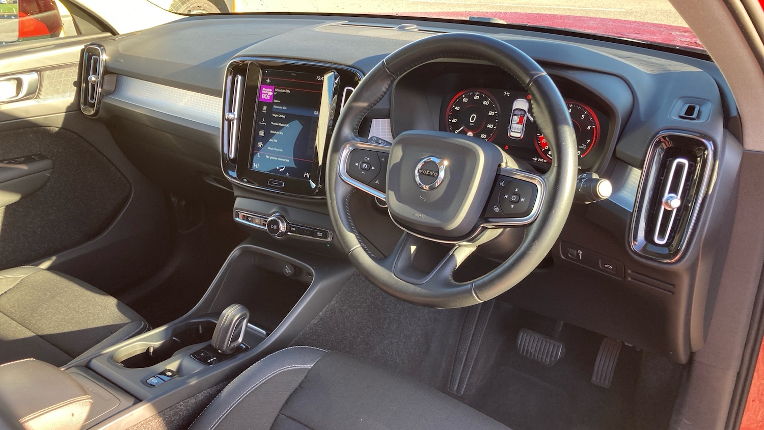 Used Volvo XC40 2018 for sale - 76694129: Photo 31