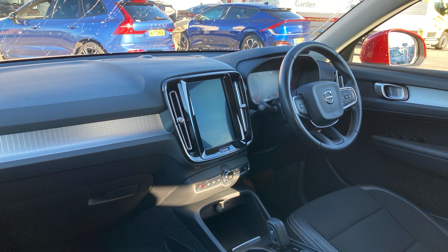 Used Volvo XC40 2018 for sale - 76694129: Photo 9