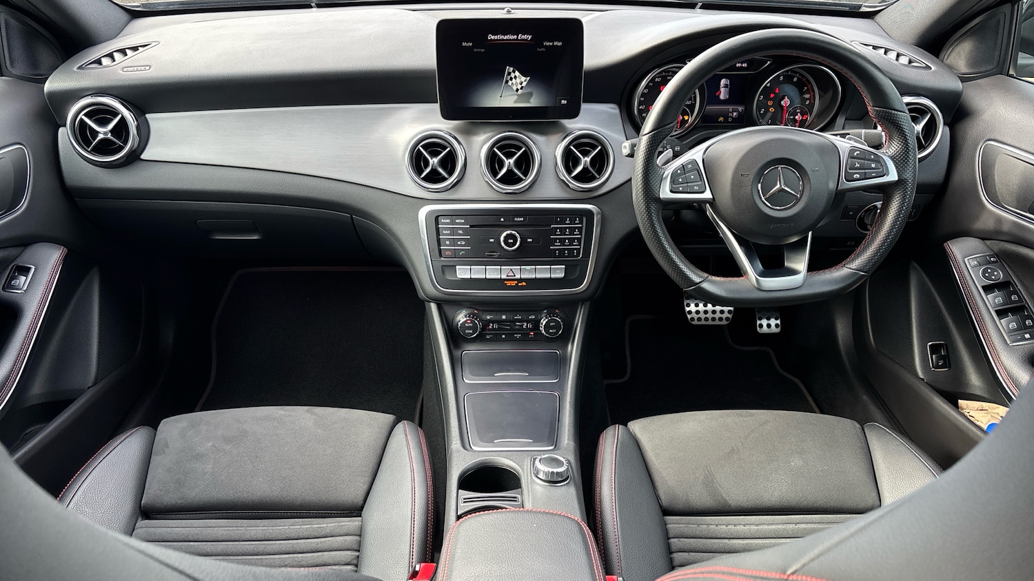 Used Mercedes-Benz GLA 2018 for sale - 77901432: Photo 10