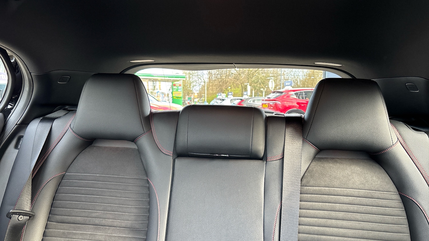 Used Mercedes-Benz GLA 2018 for sale - 77901432: Photo 15