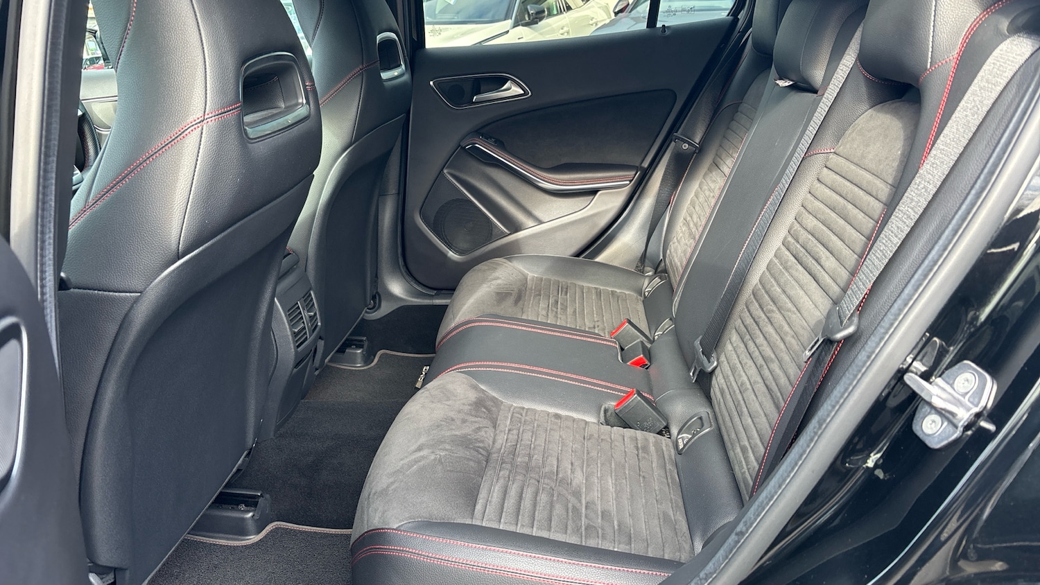 Used Mercedes-Benz GLA 2018 for sale - 77901432: Photo 16