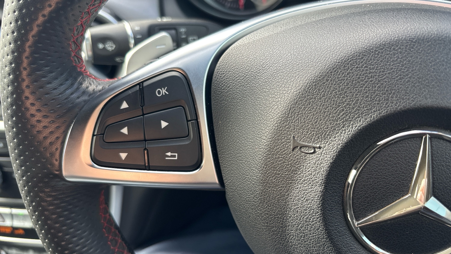 Used Mercedes-Benz GLA 2018 for sale - 77901432: Photo 30