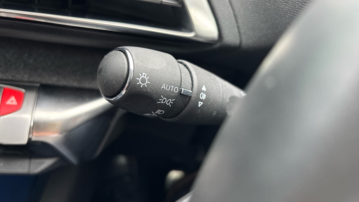 Used Peugeot 3008 2022 for sale - 77282953: Photo 32