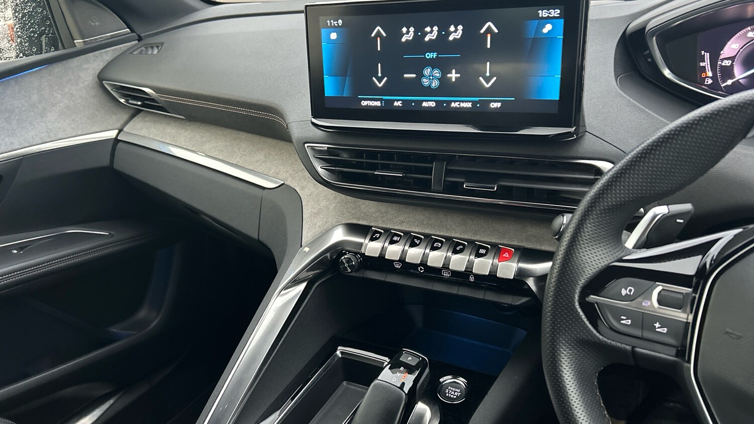 Used Peugeot 3008 2022 for sale - 76532082: Photo 14