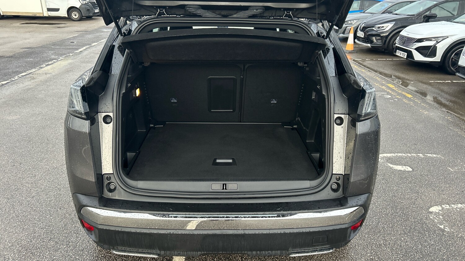 Used Peugeot 3008 2022 for sale - 76532082: Photo 4