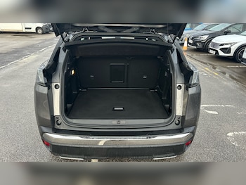 Used Peugeot 3008 2022 for sale - 76532082: Photo