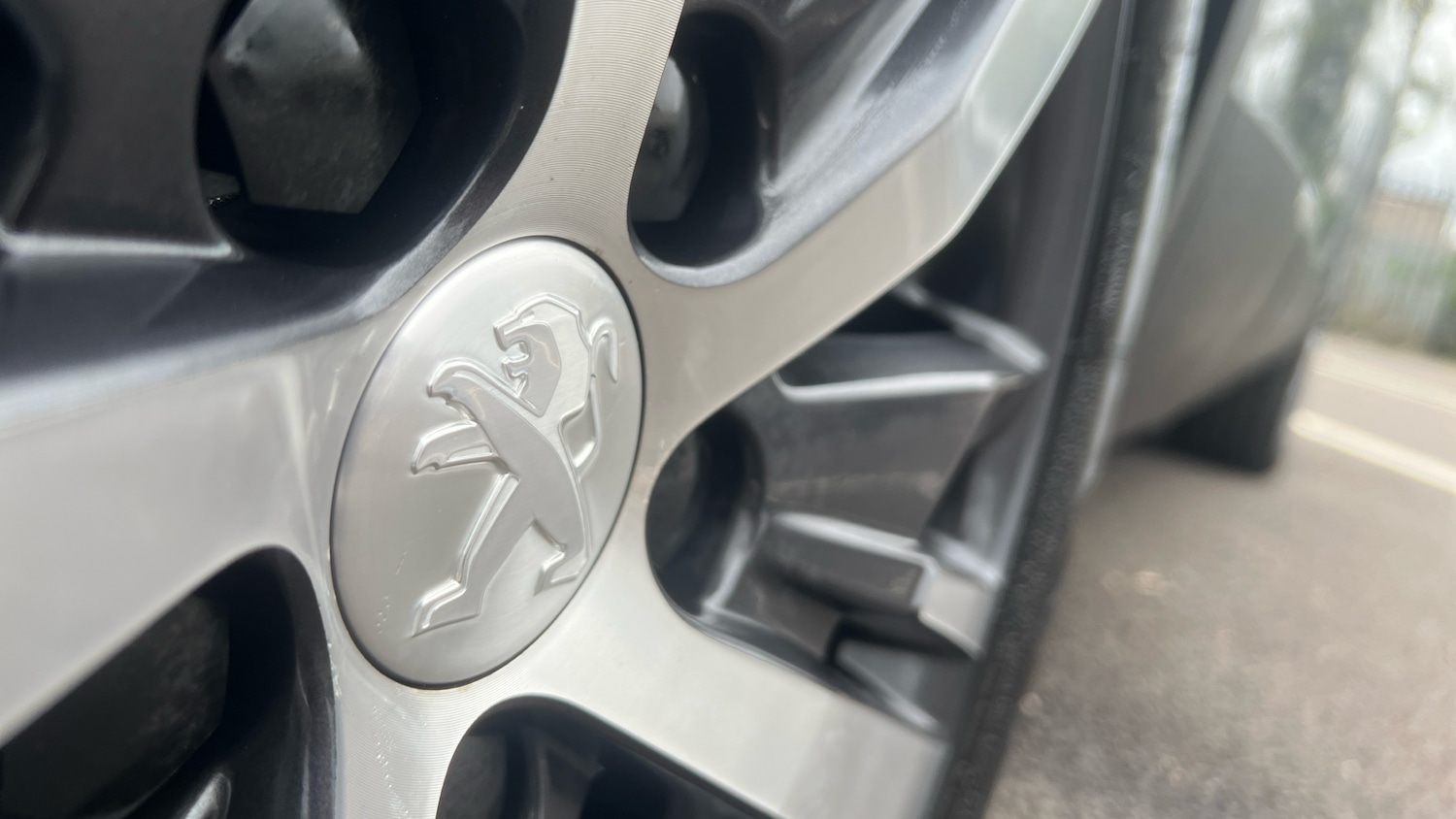 Used Peugeot 3008 2024 for sale - 77300306: Photo 42