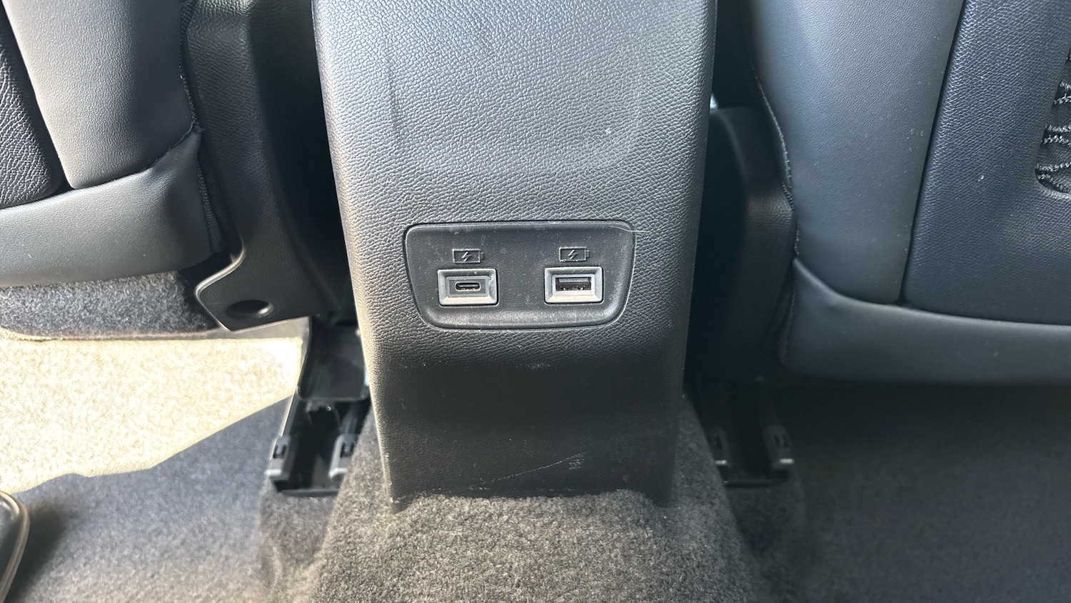 Used Peugeot 2008 2024 for sale - 76018325: Photo 28