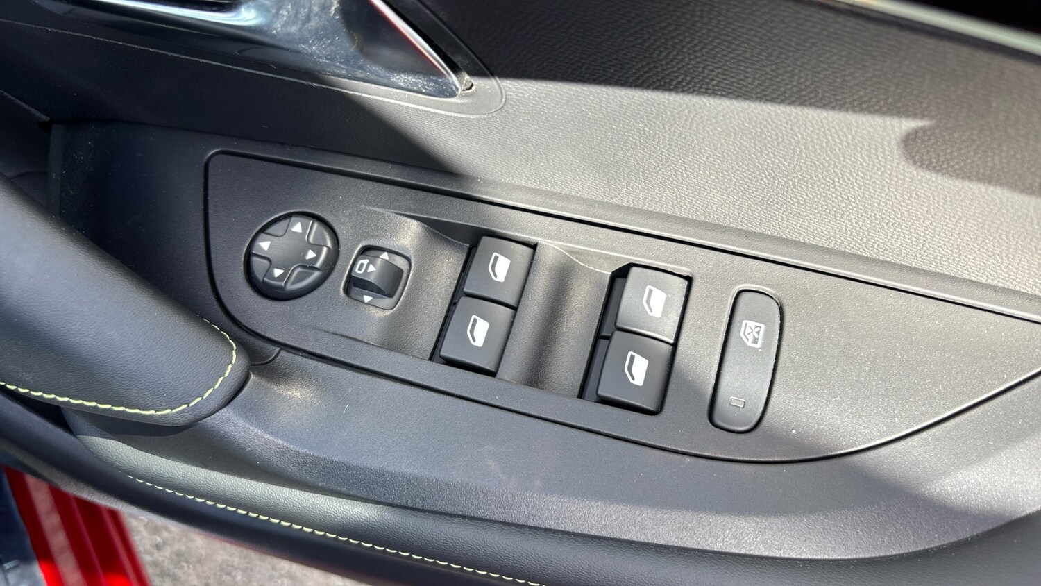 Used Peugeot 2008 2024 for sale - 76018325: Photo 29